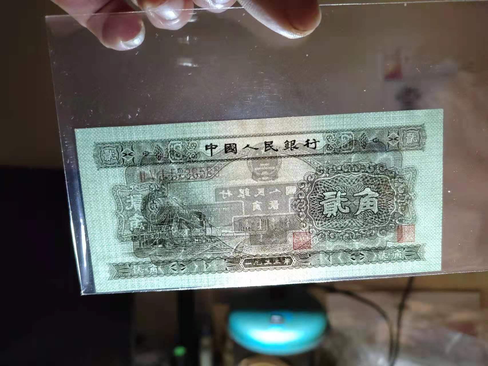 dvubb 图片点击可在新窗口打开查看