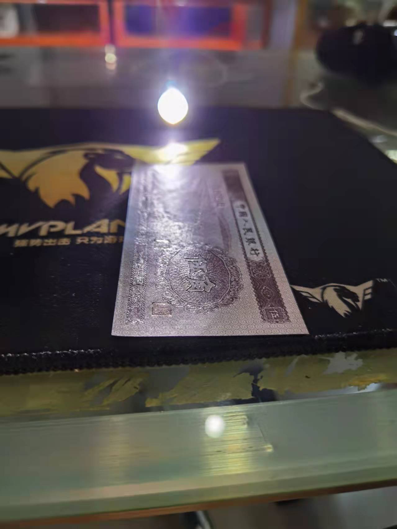 dvubb 图片点击可在新窗口打开查看