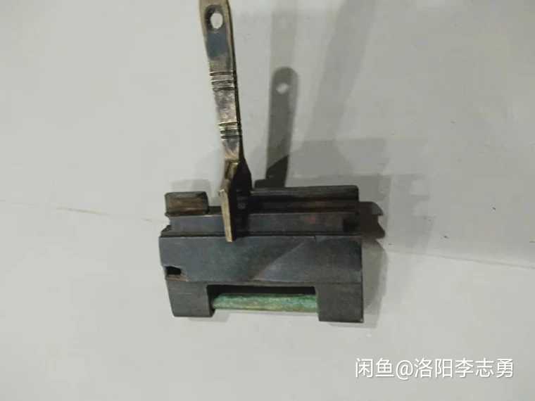 dvubb 图片点击可在新窗口打开查看