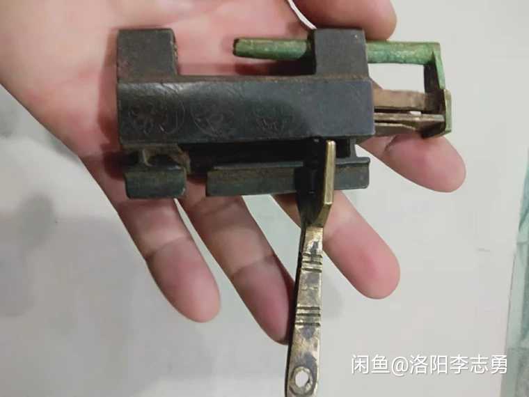 dvubb 图片点击可在新窗口打开查看