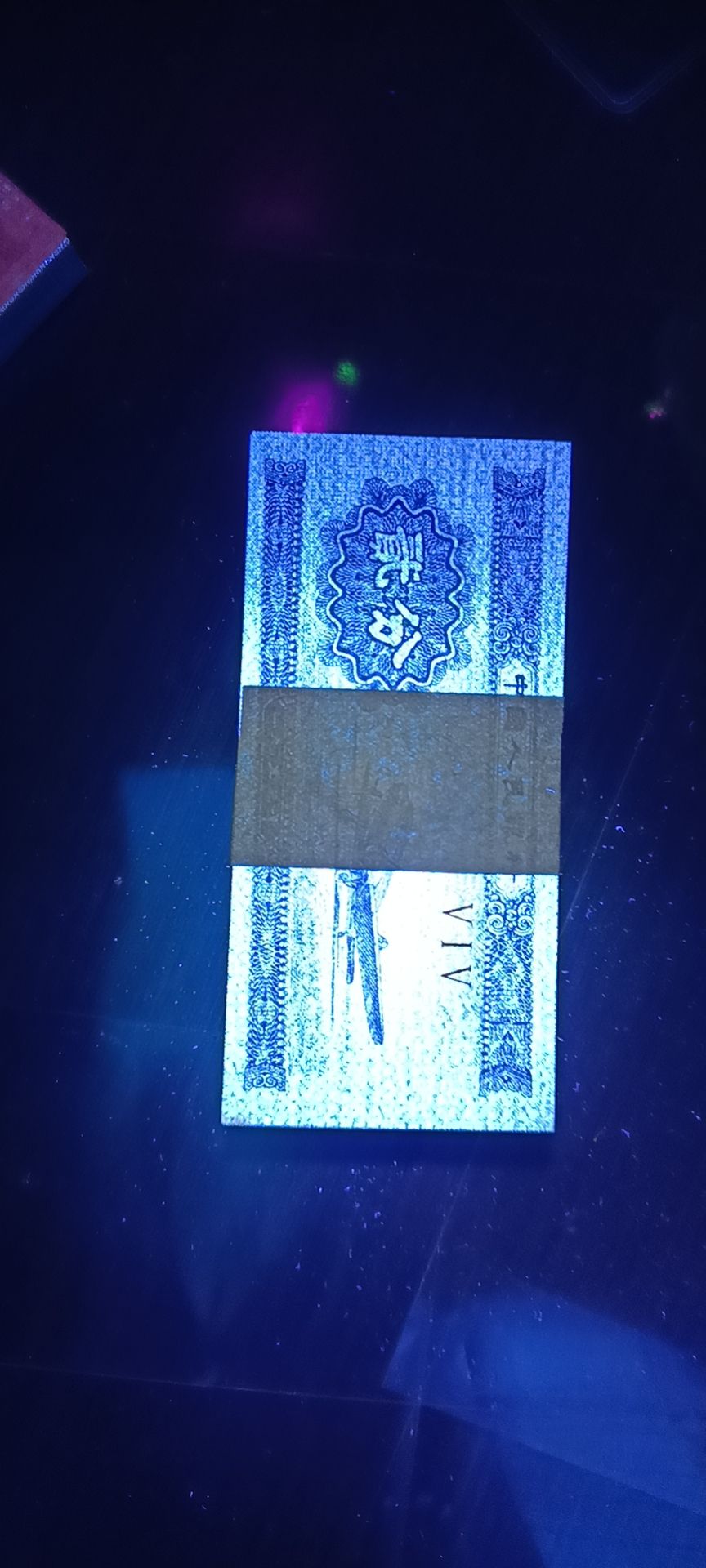 dvubb 图片点击可在新窗口打开查看