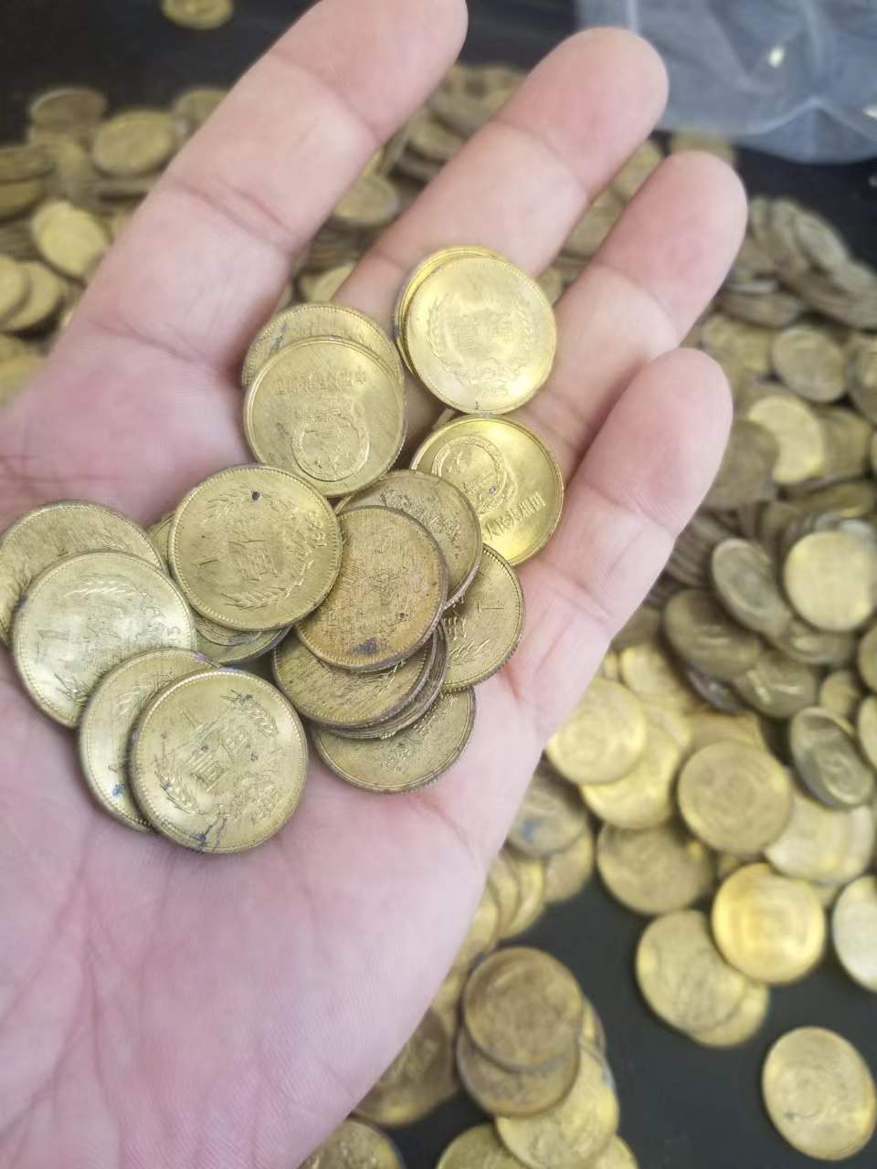 dvubb 图片点击可在新窗口打开查看