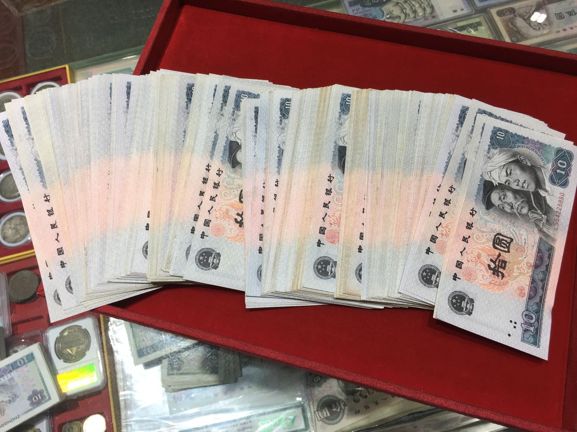 dvubb 图片点击可在新窗口打开查看