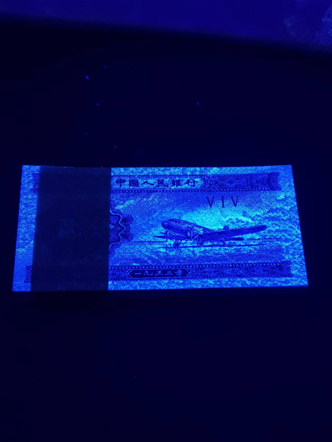 dvubb 图片点击可在新窗口打开查看