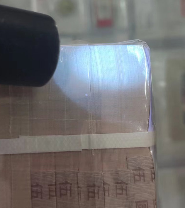 dvubb 图片点击可在新窗口打开查看