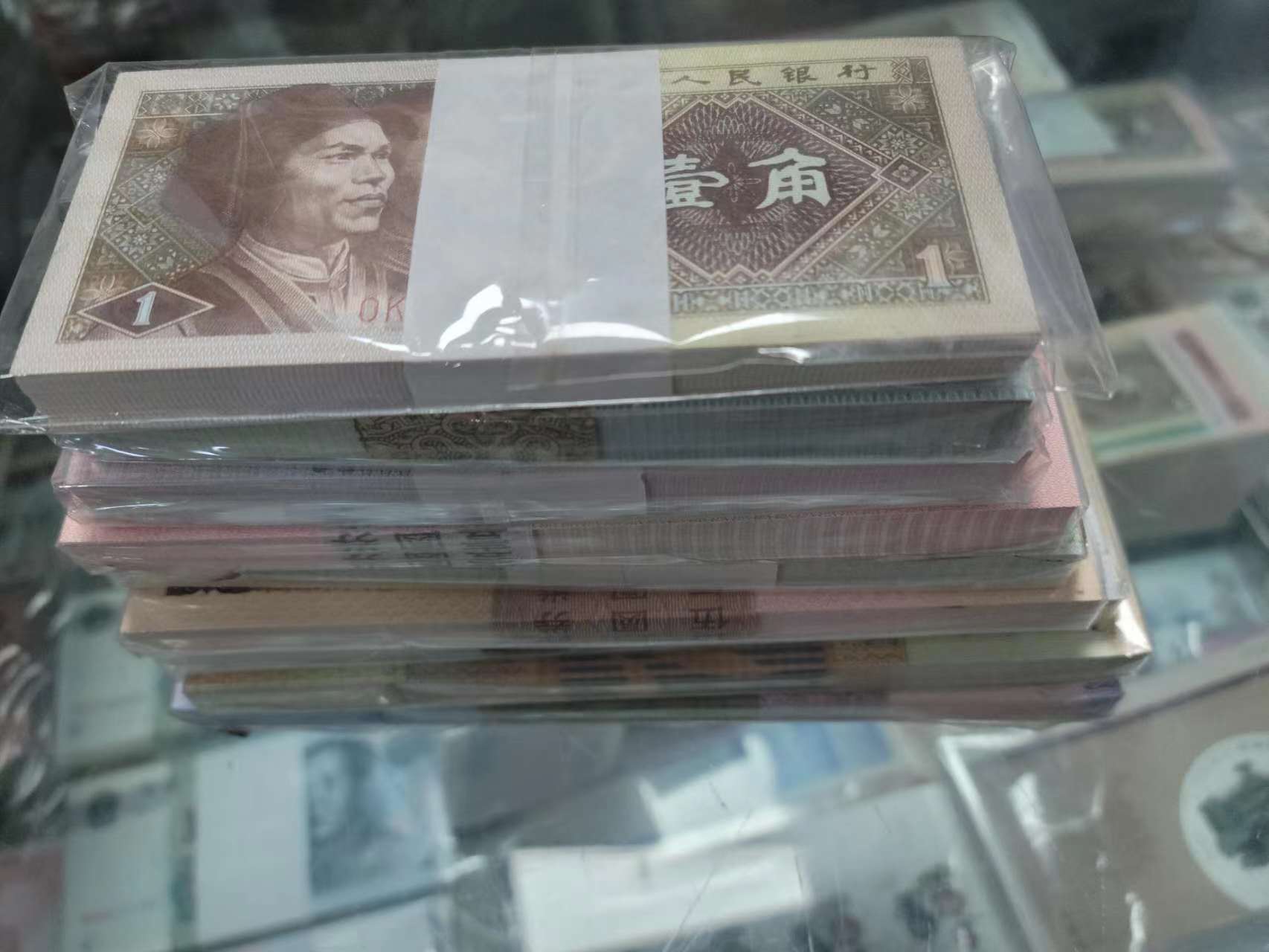 dvubb 图片点击可在新窗口打开查看