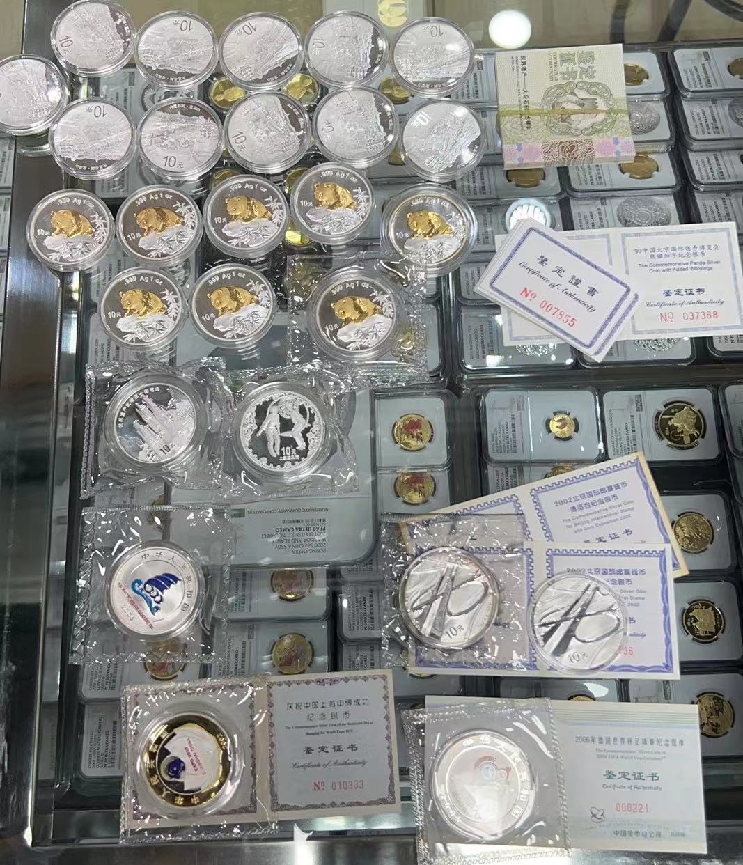 dvubb 图片点击可在新窗口打开查看