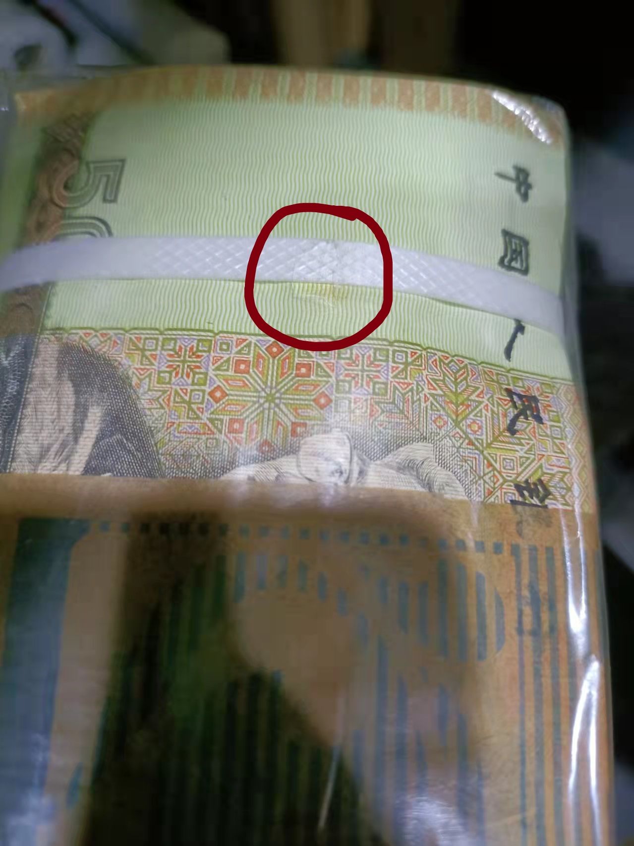 dvubb 图片点击可在新窗口打开查看