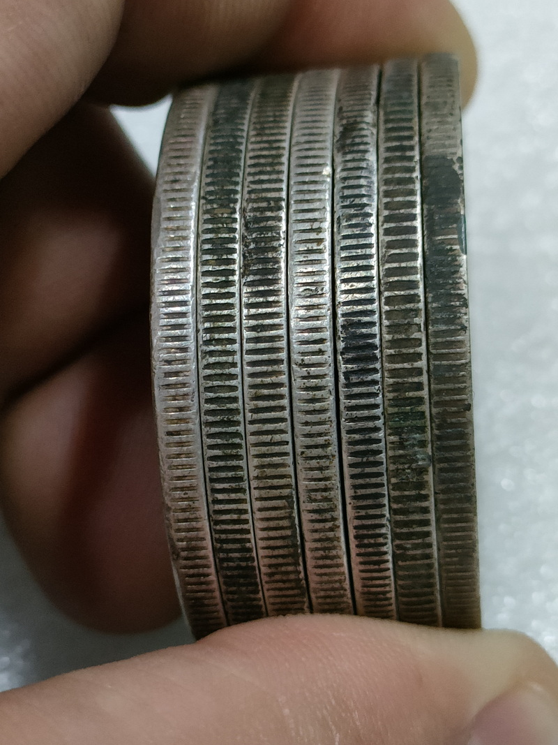 dvubb 图片点击可在新窗口打开查看