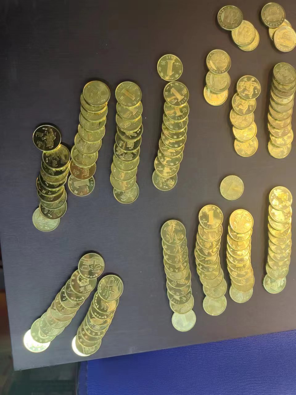 dvubb 图片点击可在新窗口打开查看