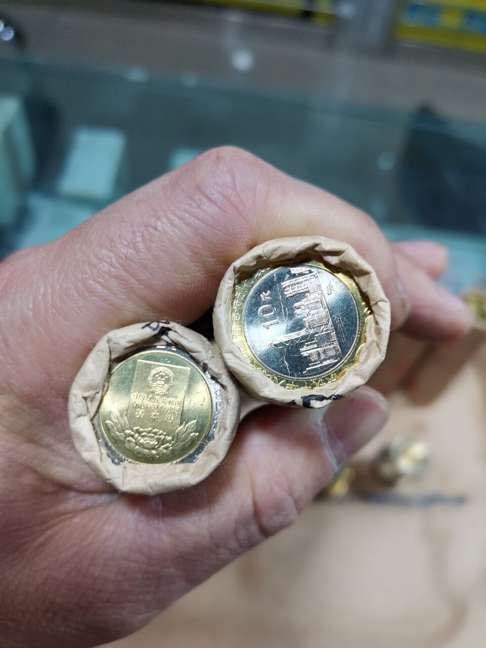 dvubb 图片点击可在新窗口打开查看