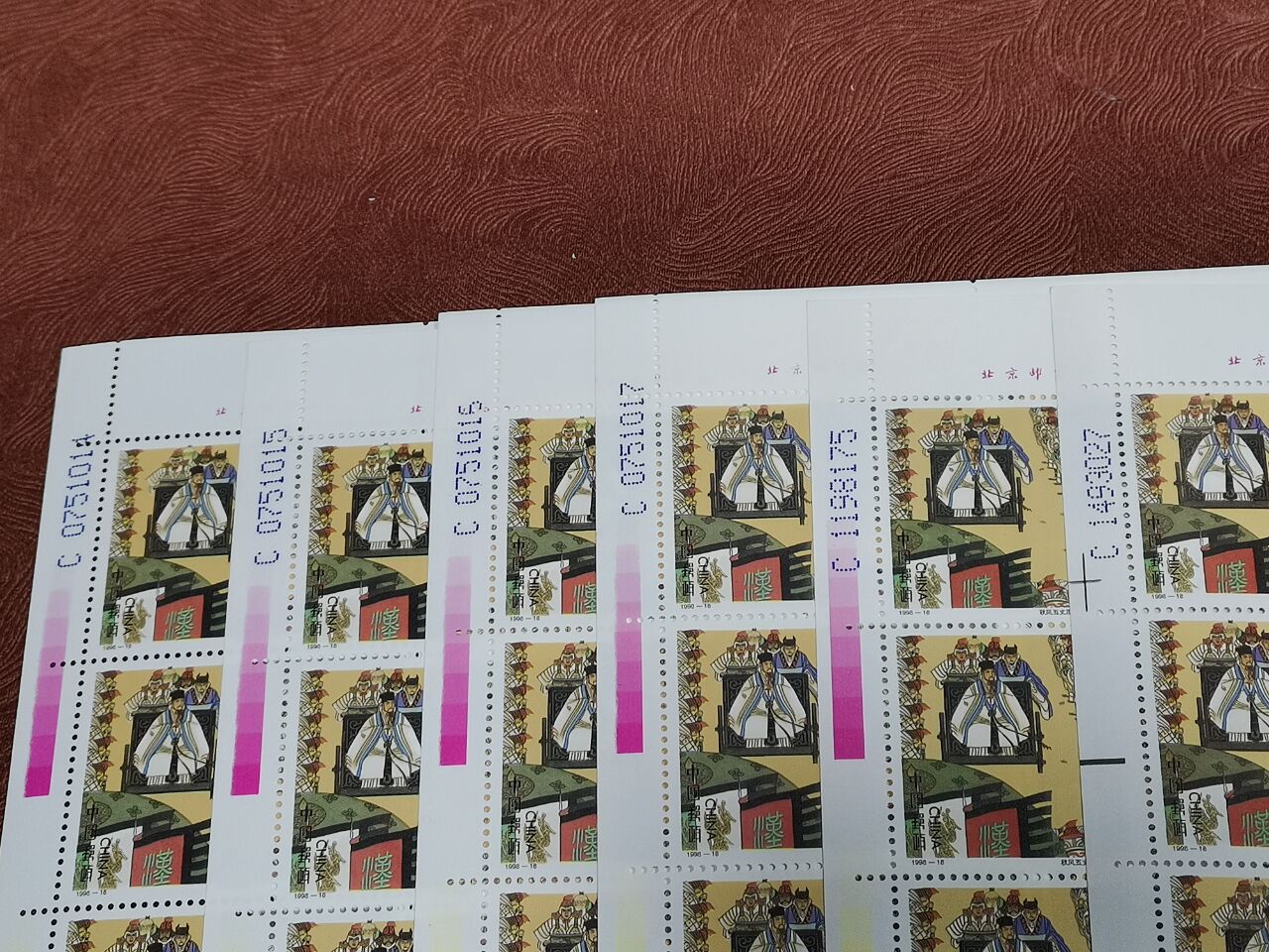 dvubb 图片点击可在新窗口打开查看