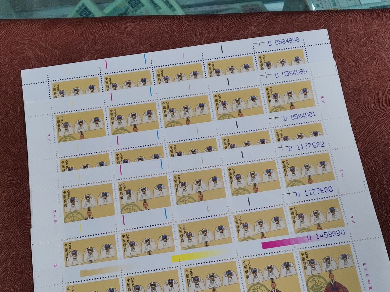 dvubb 图片点击可在新窗口打开查看