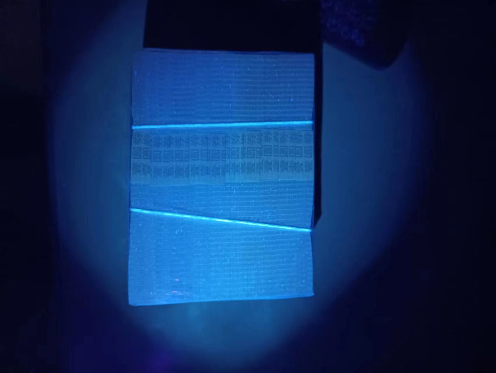 dvubb 图片点击可在新窗口打开查看