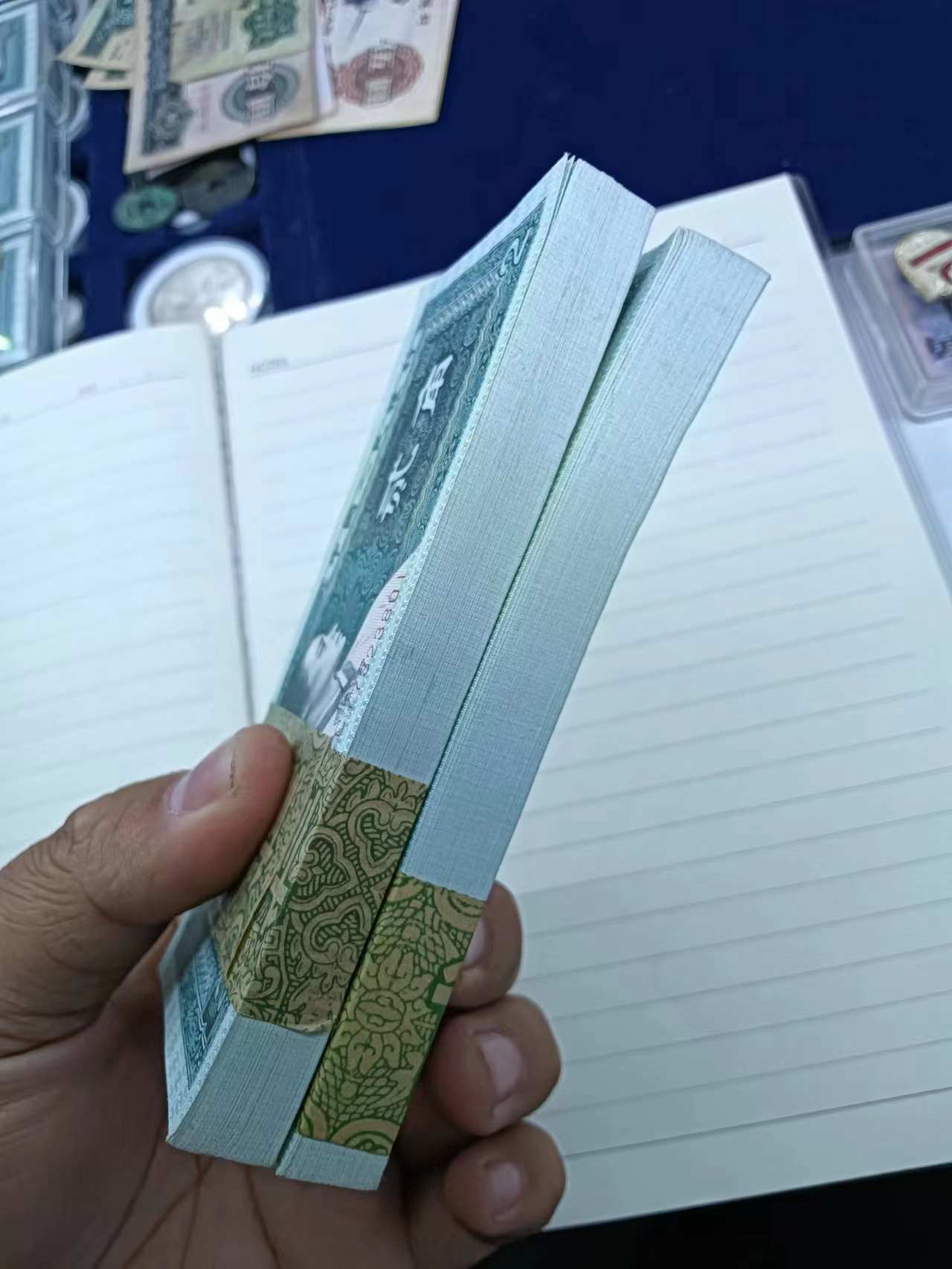 dvubb 图片点击可在新窗口打开查看