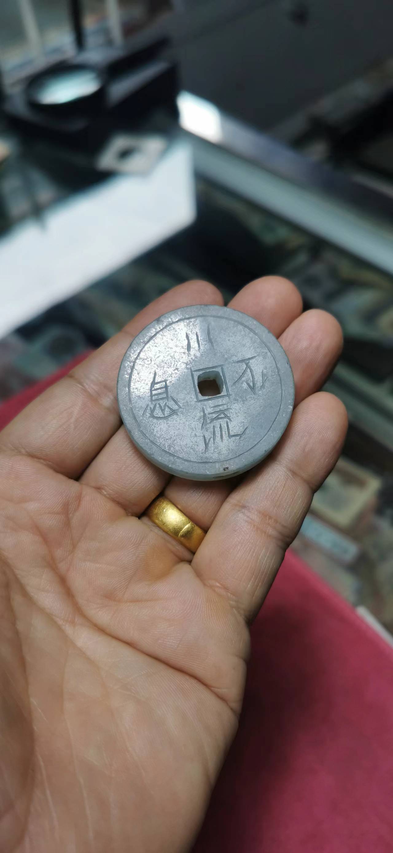dvubb 图片点击可在新窗口打开查看