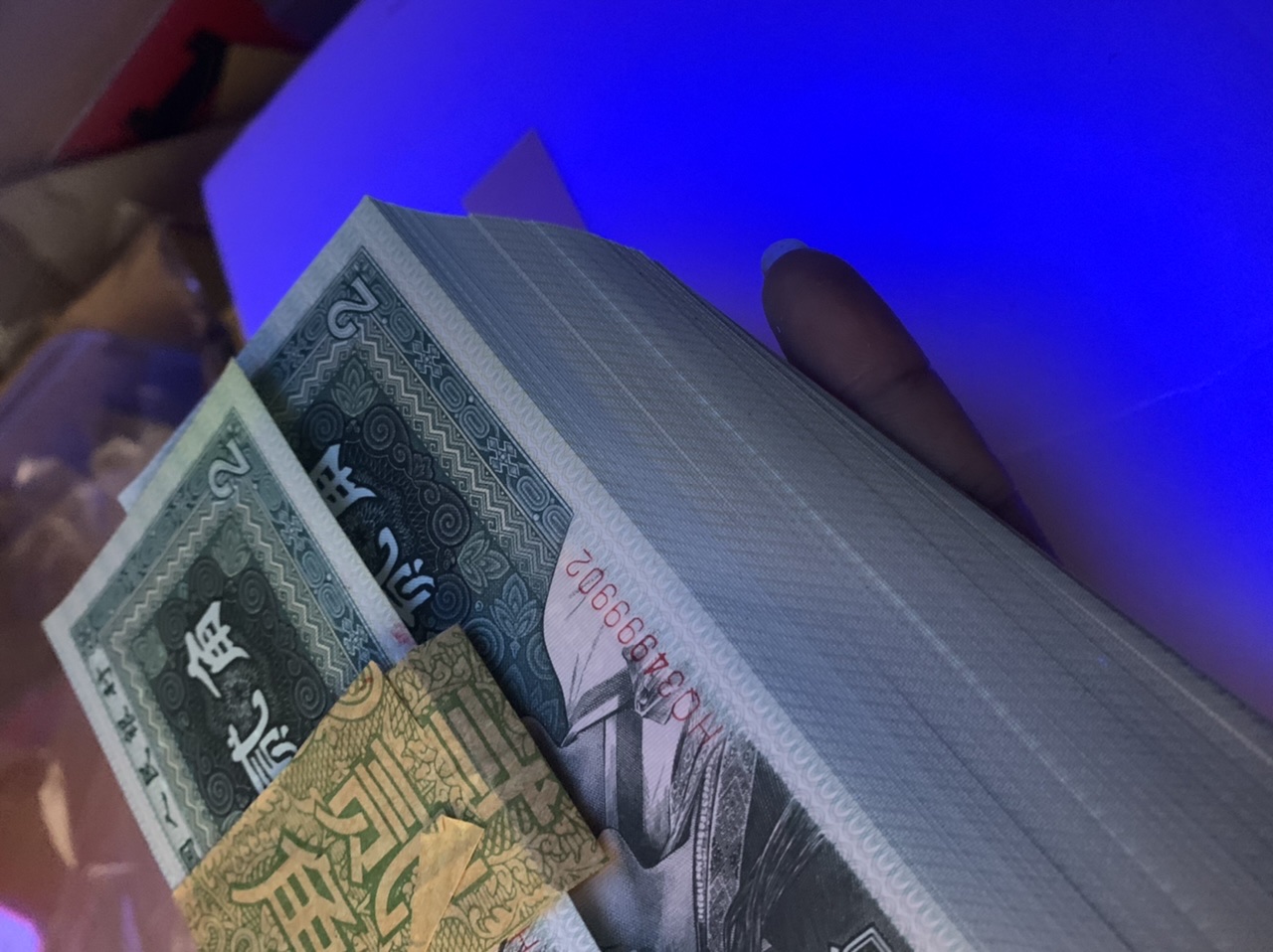 dvubb 图片点击可在新窗口打开查看