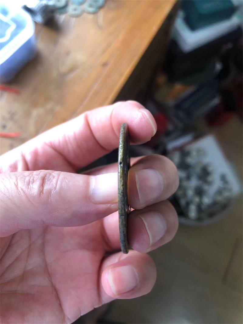 dvubb 图片点击可在新窗口打开查看