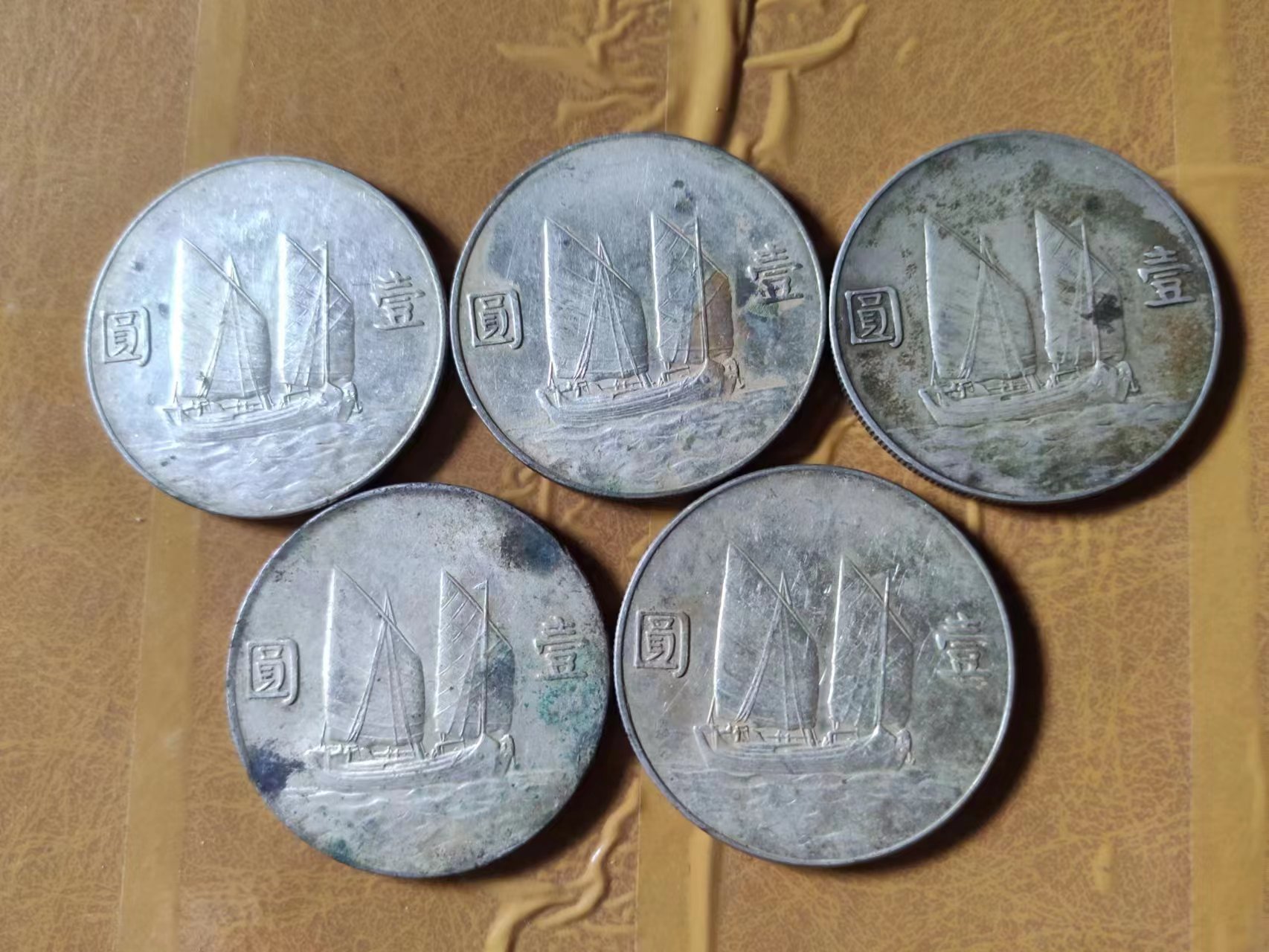 dvubb 图片点击可在新窗口打开查看