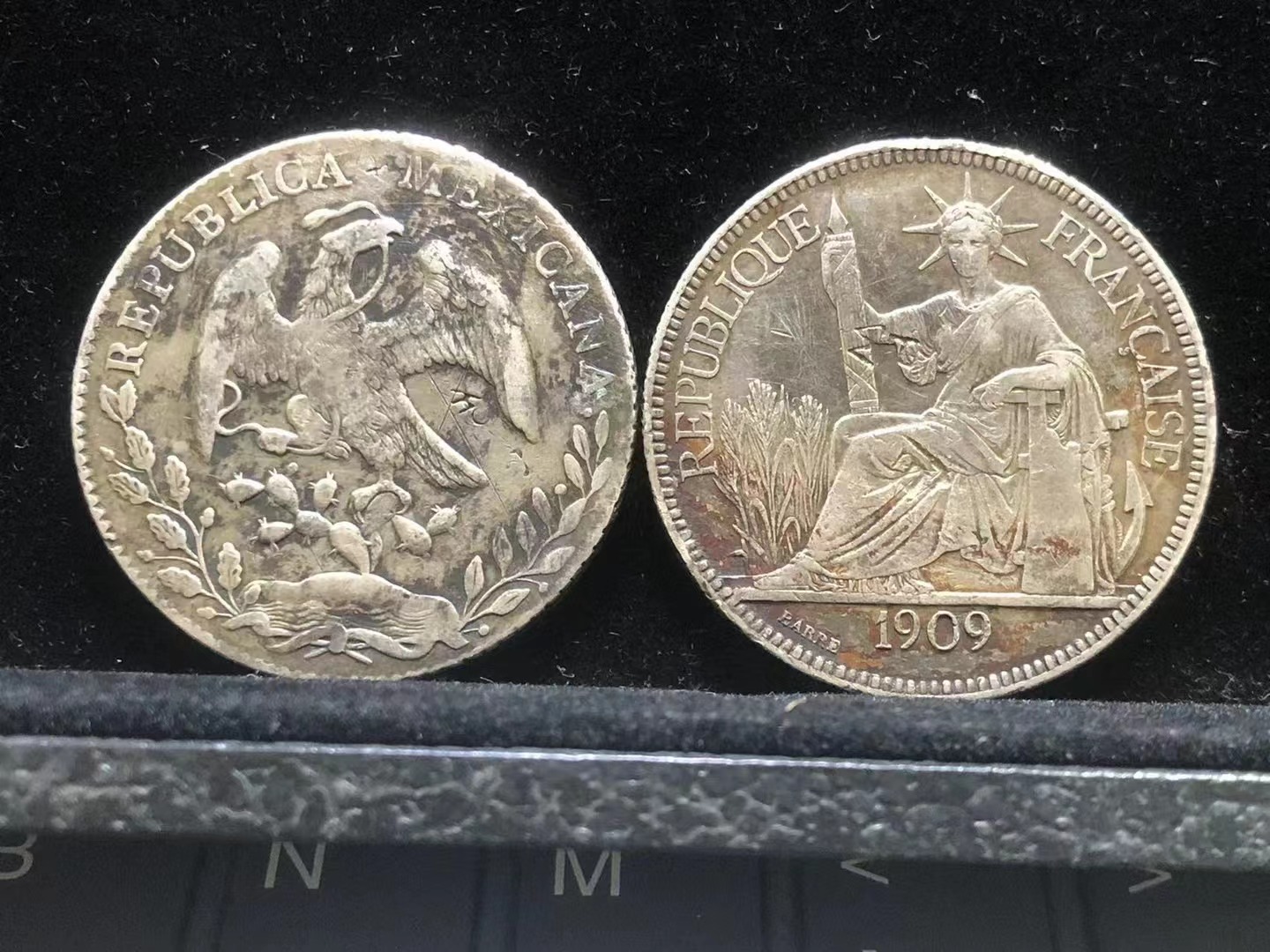 dvubb 图片点击可在新窗口打开查看