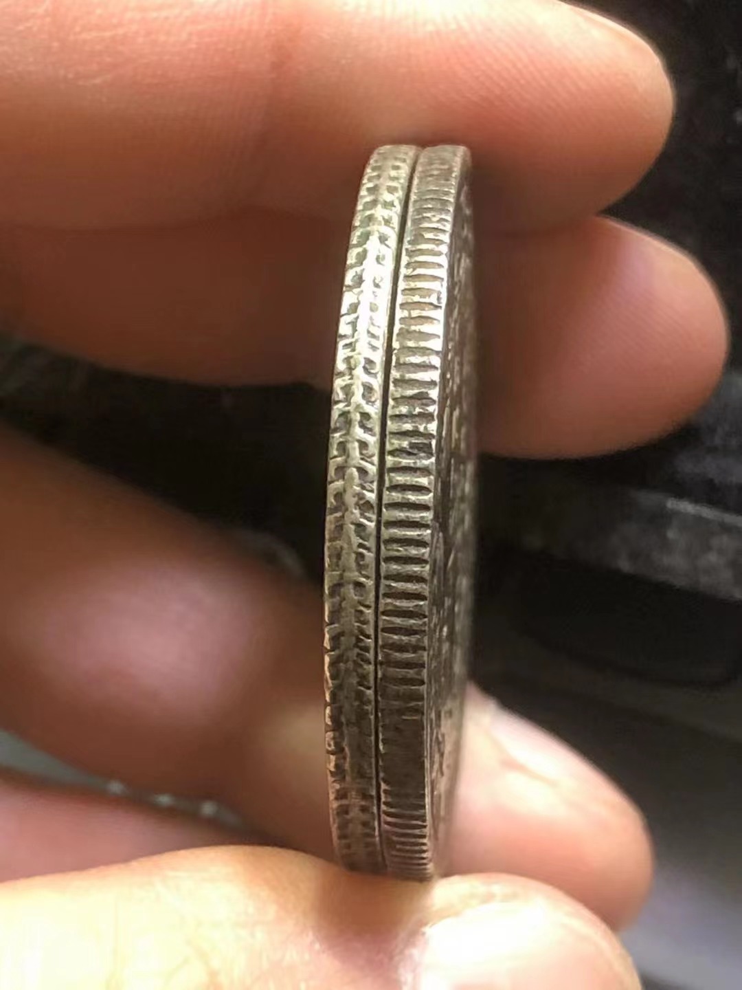 dvubb 图片点击可在新窗口打开查看