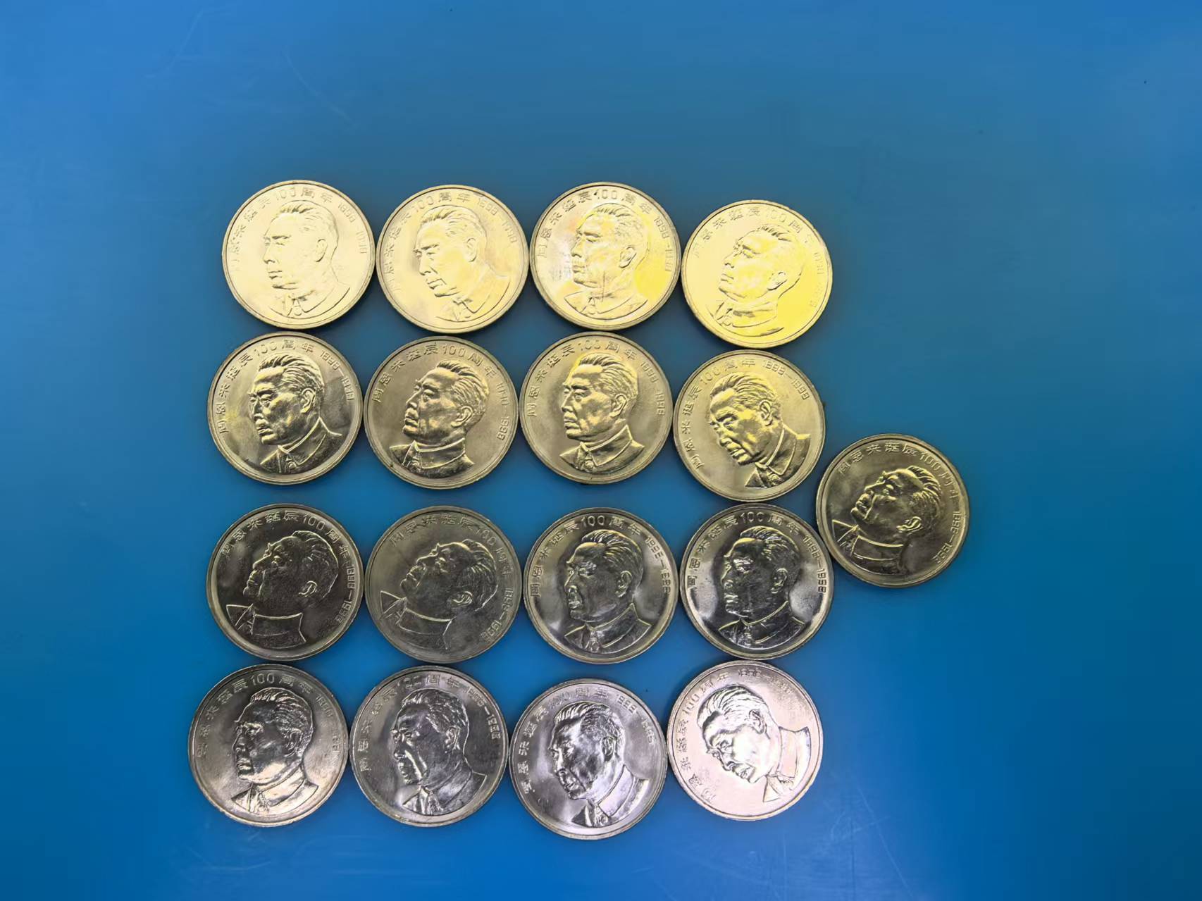 dvubb 图片点击可在新窗口打开查看