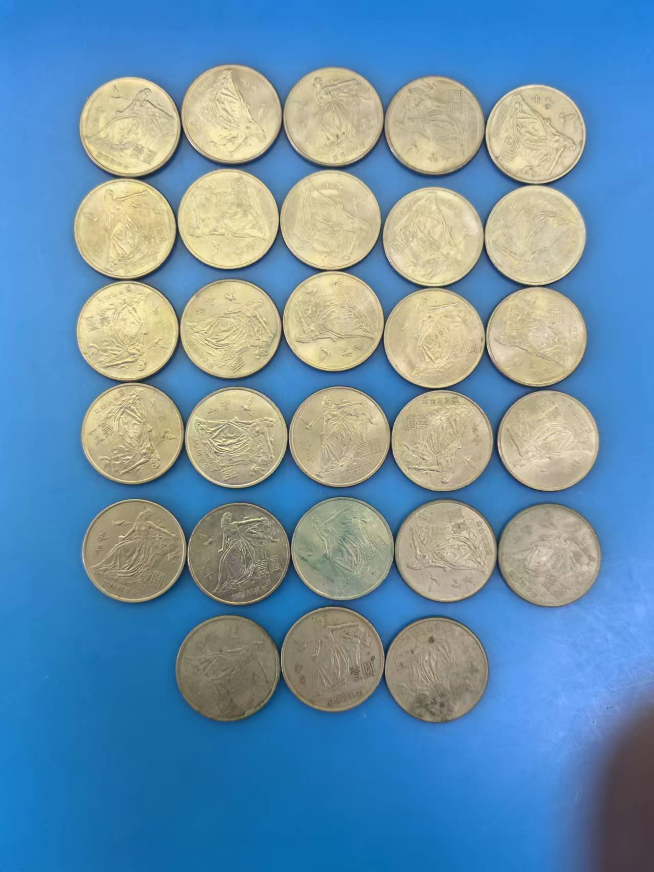 dvubb 图片点击可在新窗口打开查看