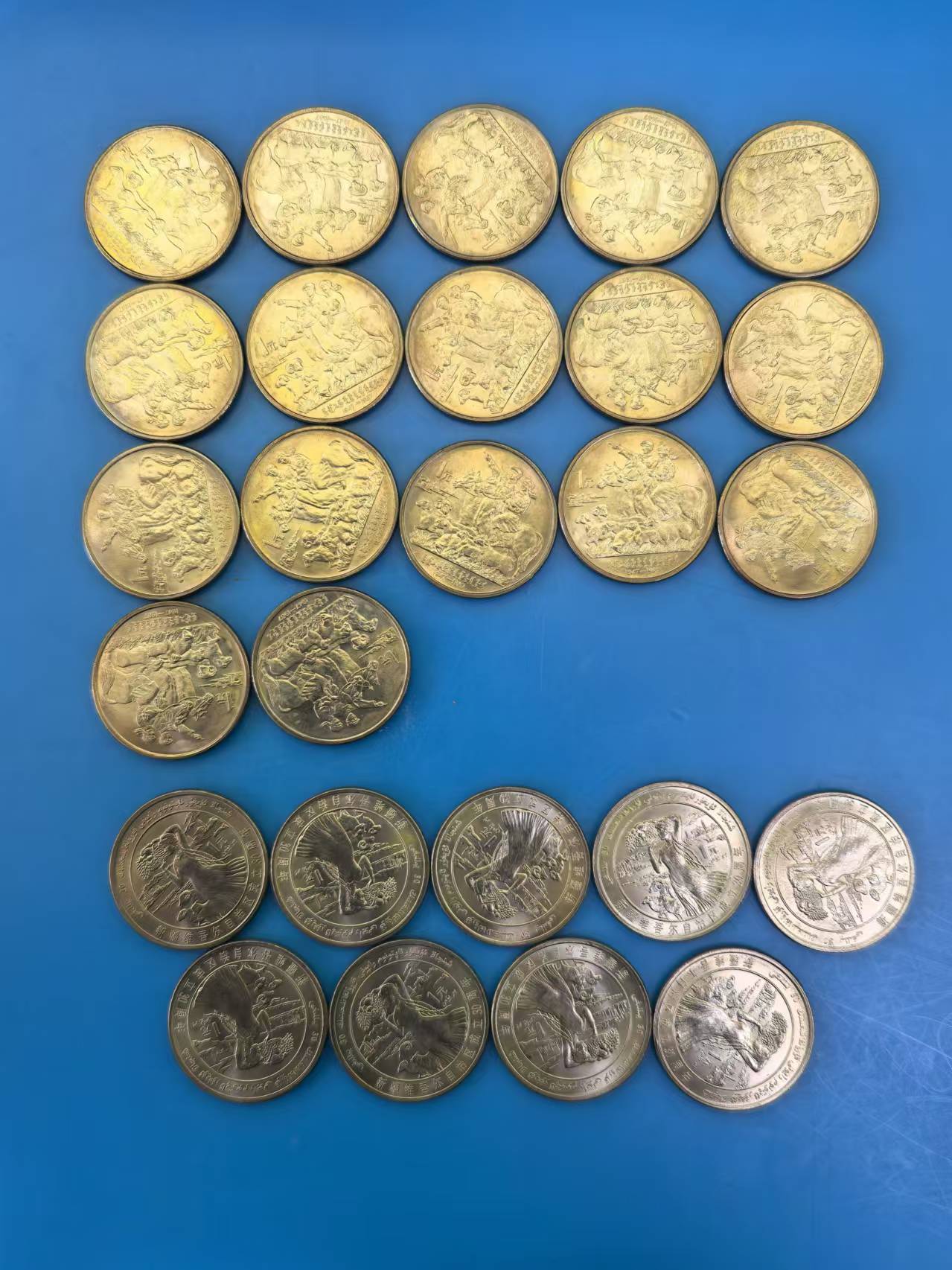 dvubb 图片点击可在新窗口打开查看