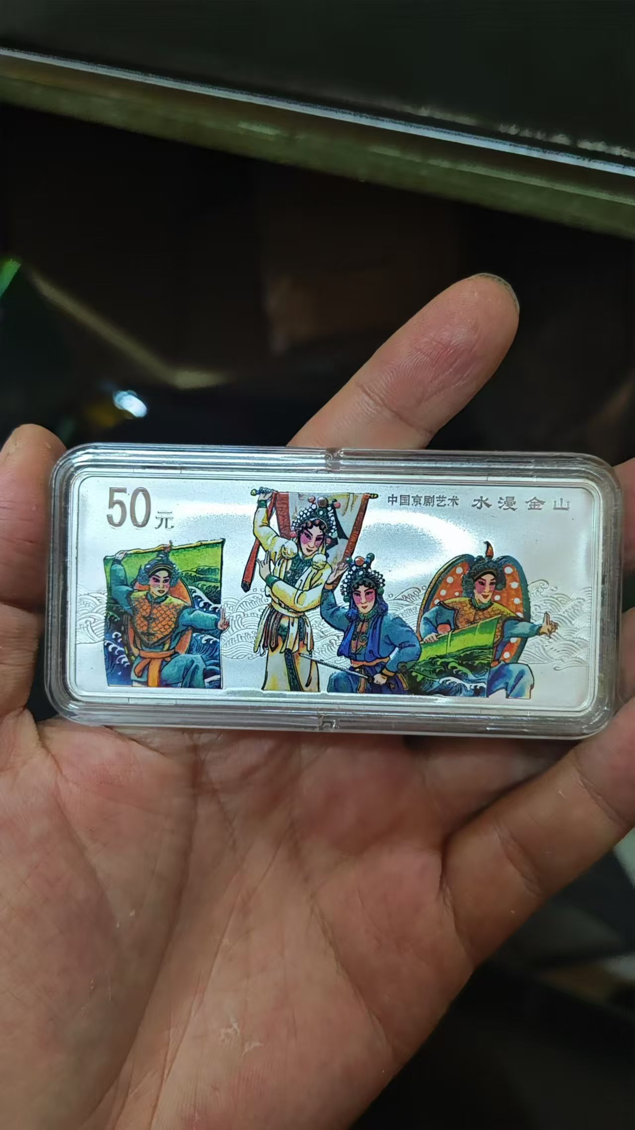 dvubb 图片点击可在新窗口打开查看