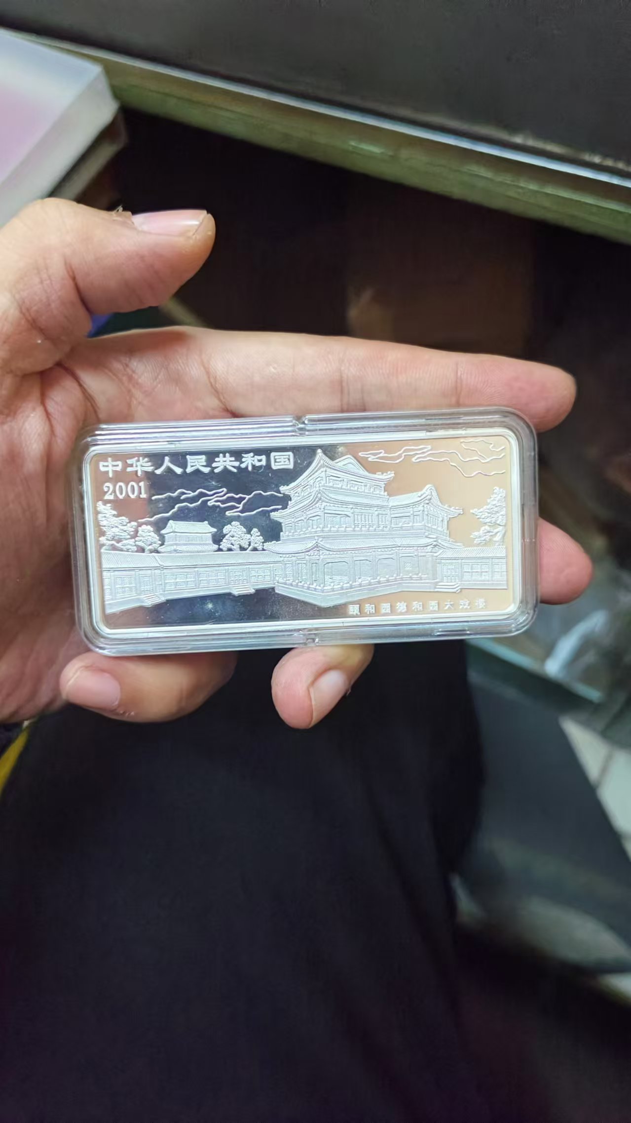 dvubb 图片点击可在新窗口打开查看