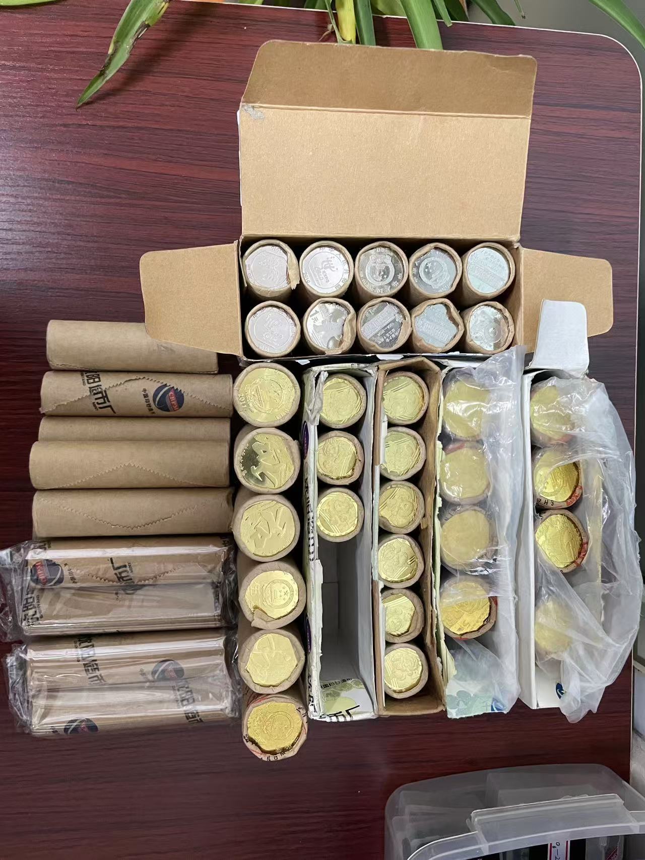 dvubb 图片点击可在新窗口打开查看