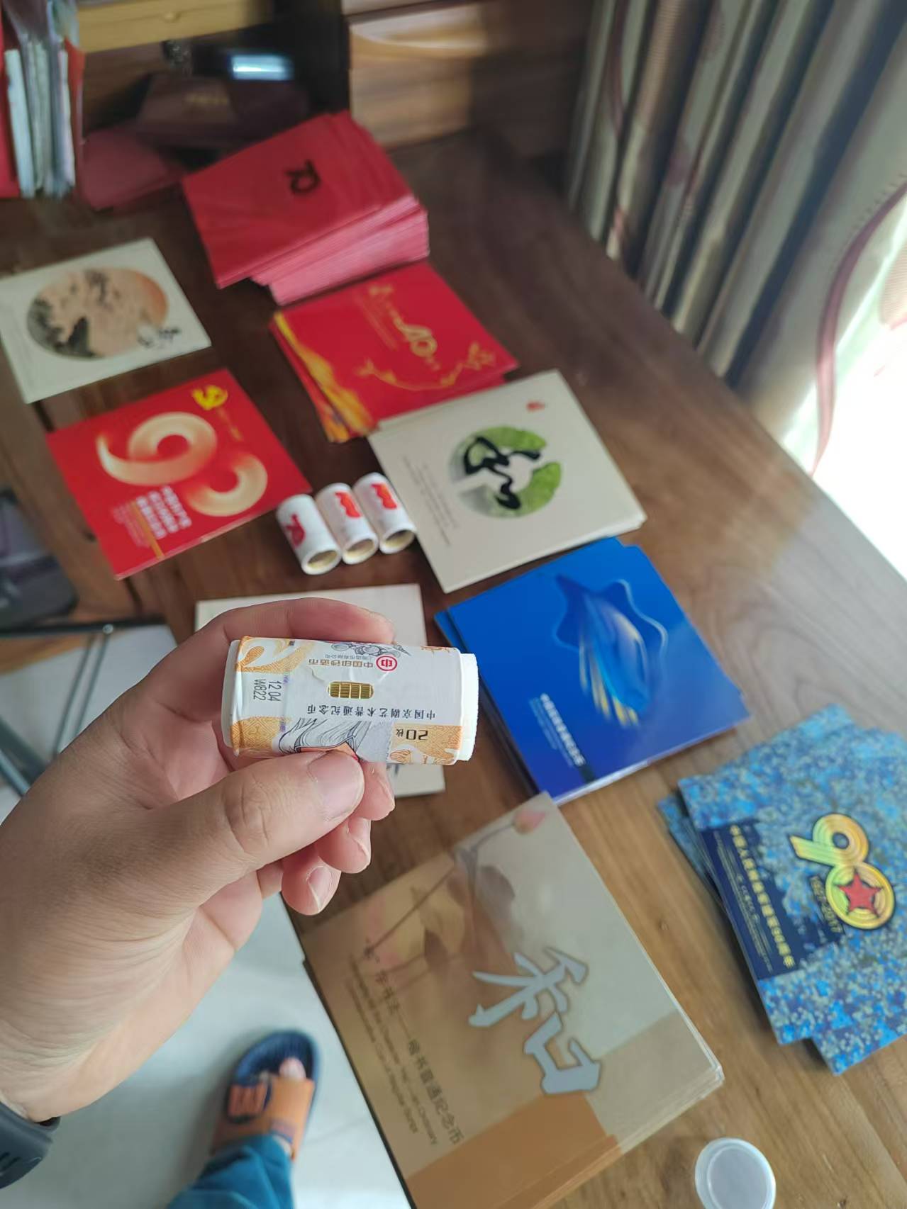 dvubb 图片点击可在新窗口打开查看