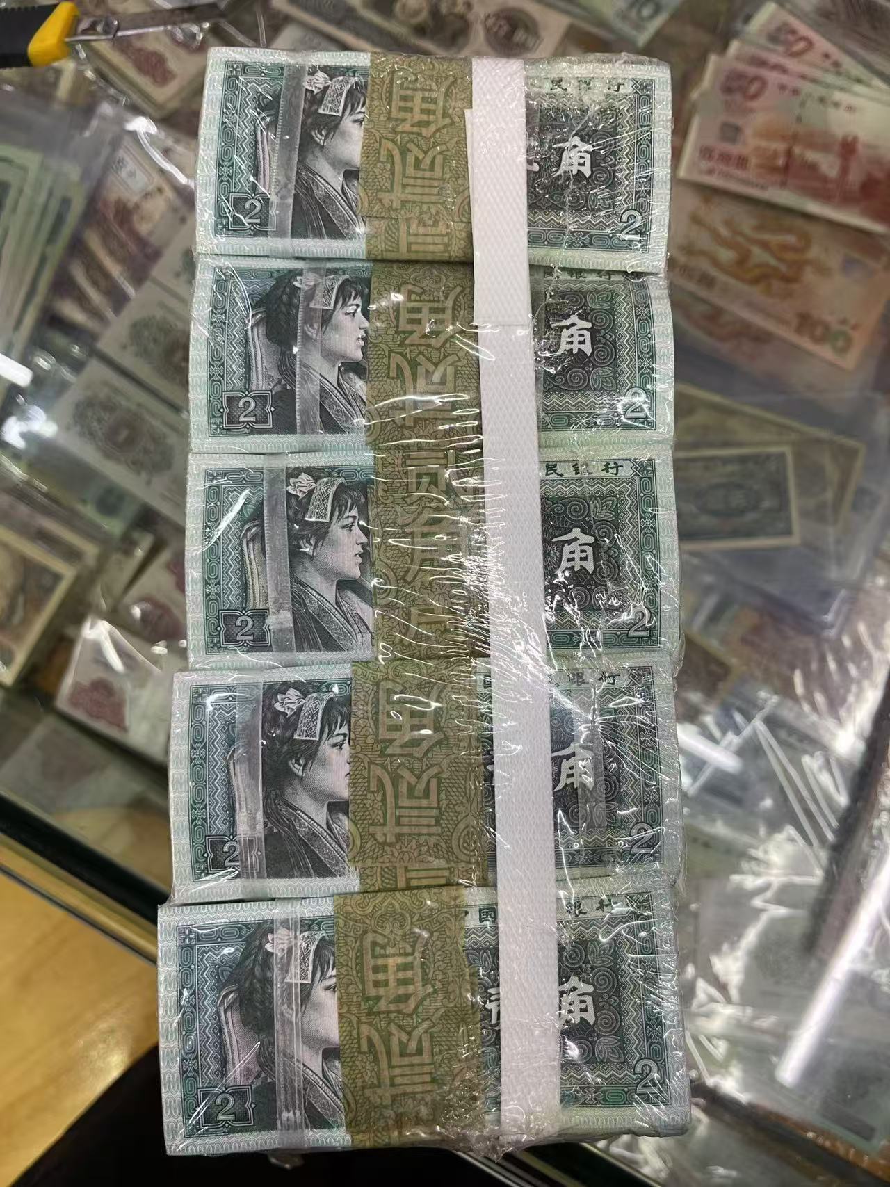 dvubb 图片点击可在新窗口打开查看