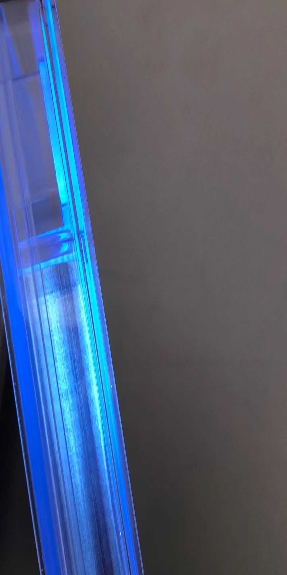 dvubb 图片点击可在新窗口打开查看