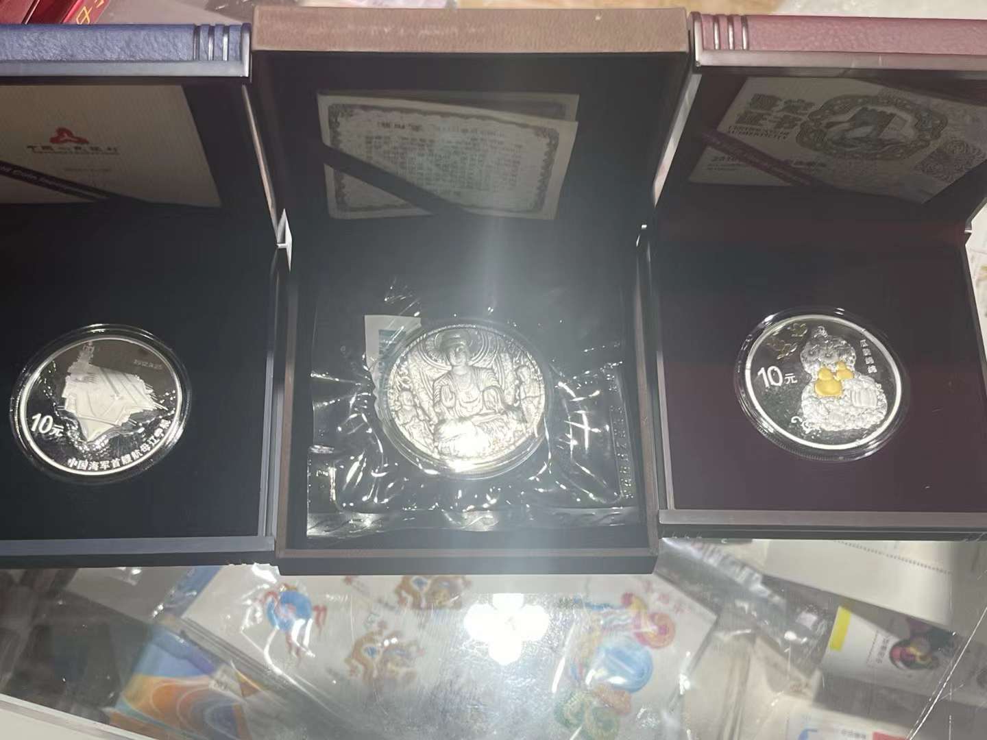 dvubb 图片点击可在新窗口打开查看