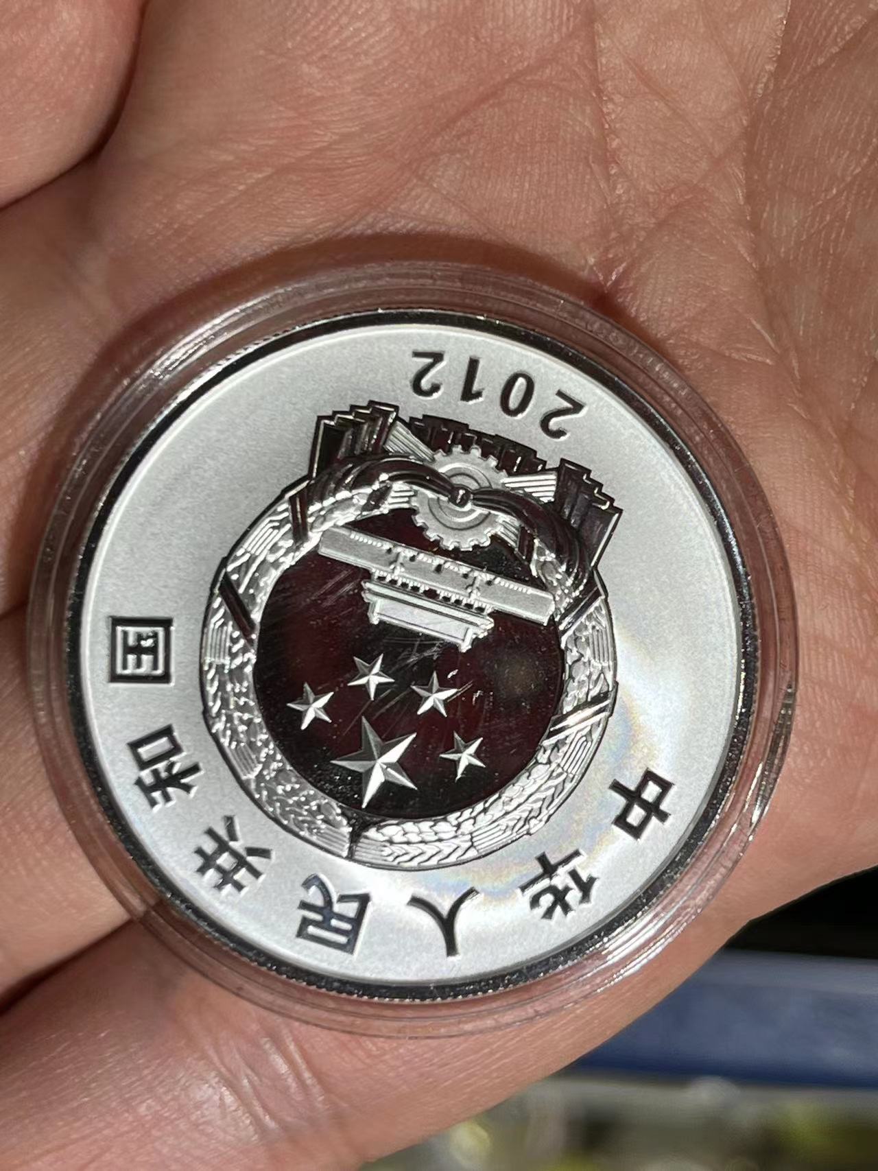 dvubb 图片点击可在新窗口打开查看