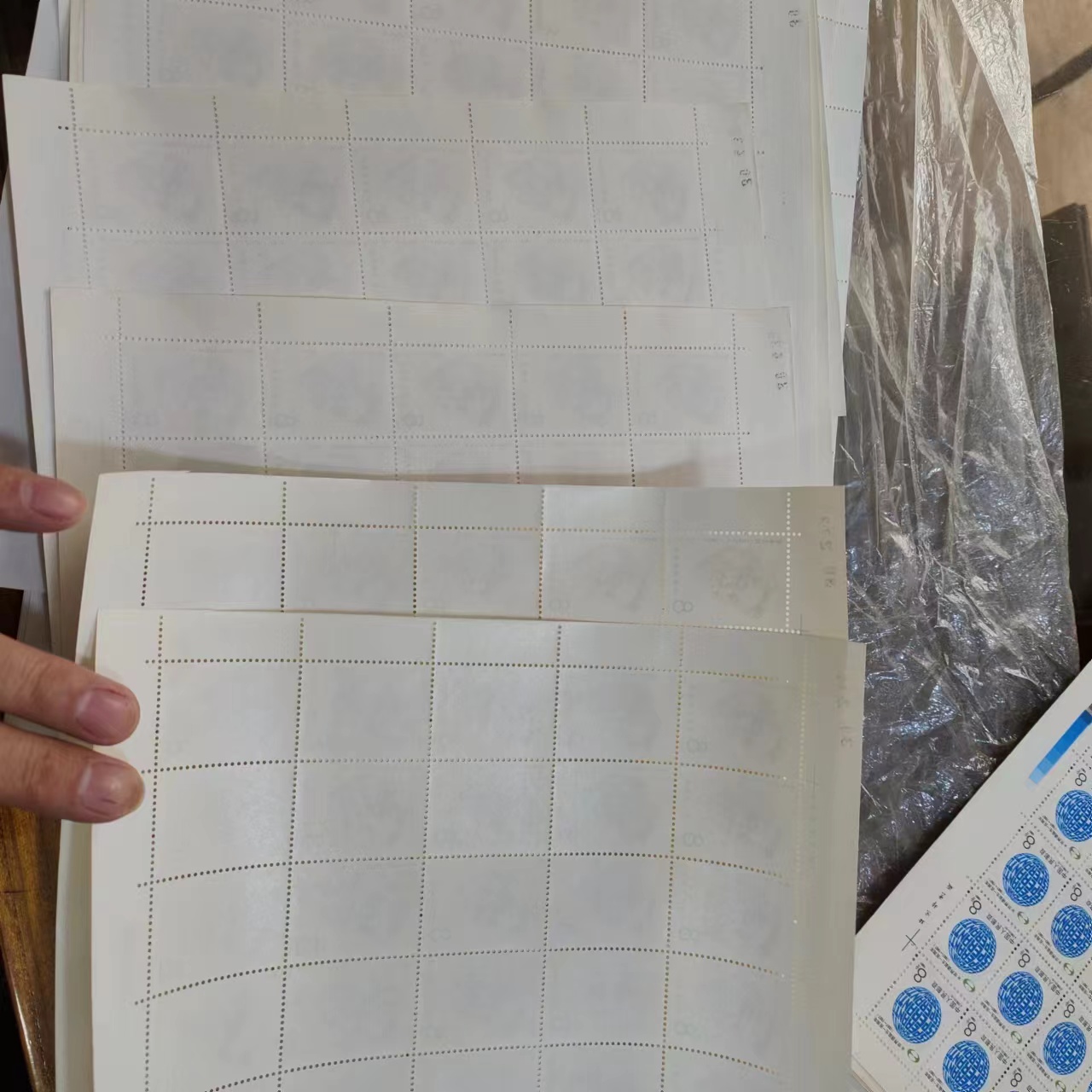 dvubb 图片点击可在新窗口打开查看