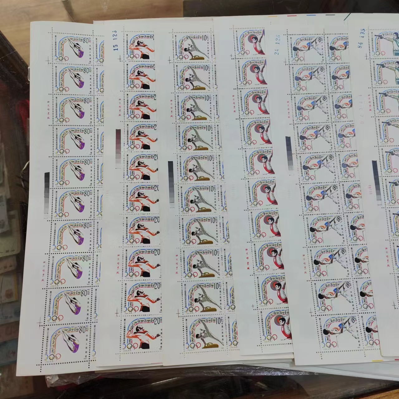 dvubb 图片点击可在新窗口打开查看