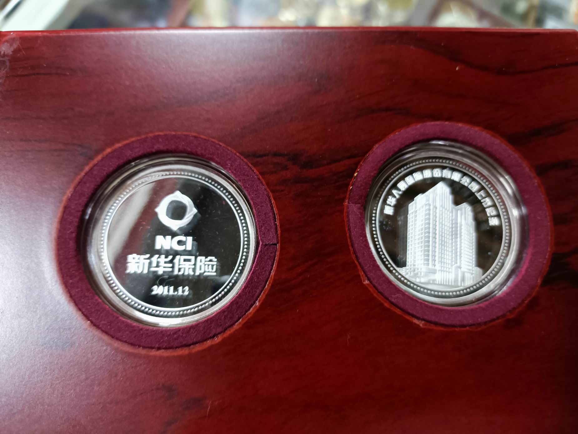 dvubb 图片点击可在新窗口打开查看