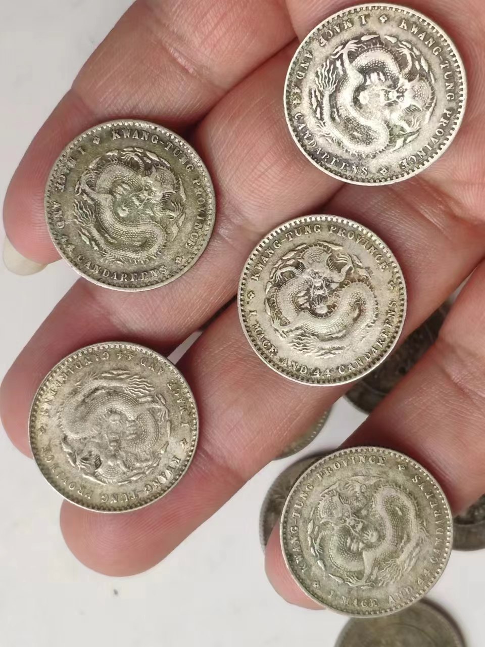 dvubb 图片点击可在新窗口打开查看