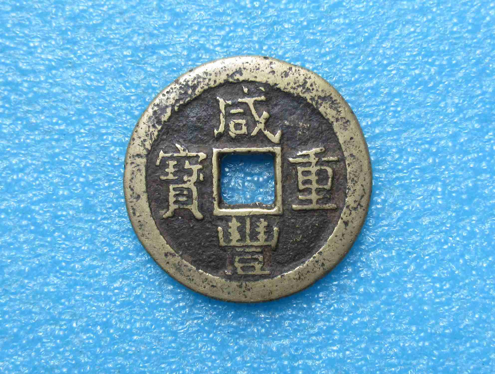 dvubb 图片点击可在新窗口打开查看