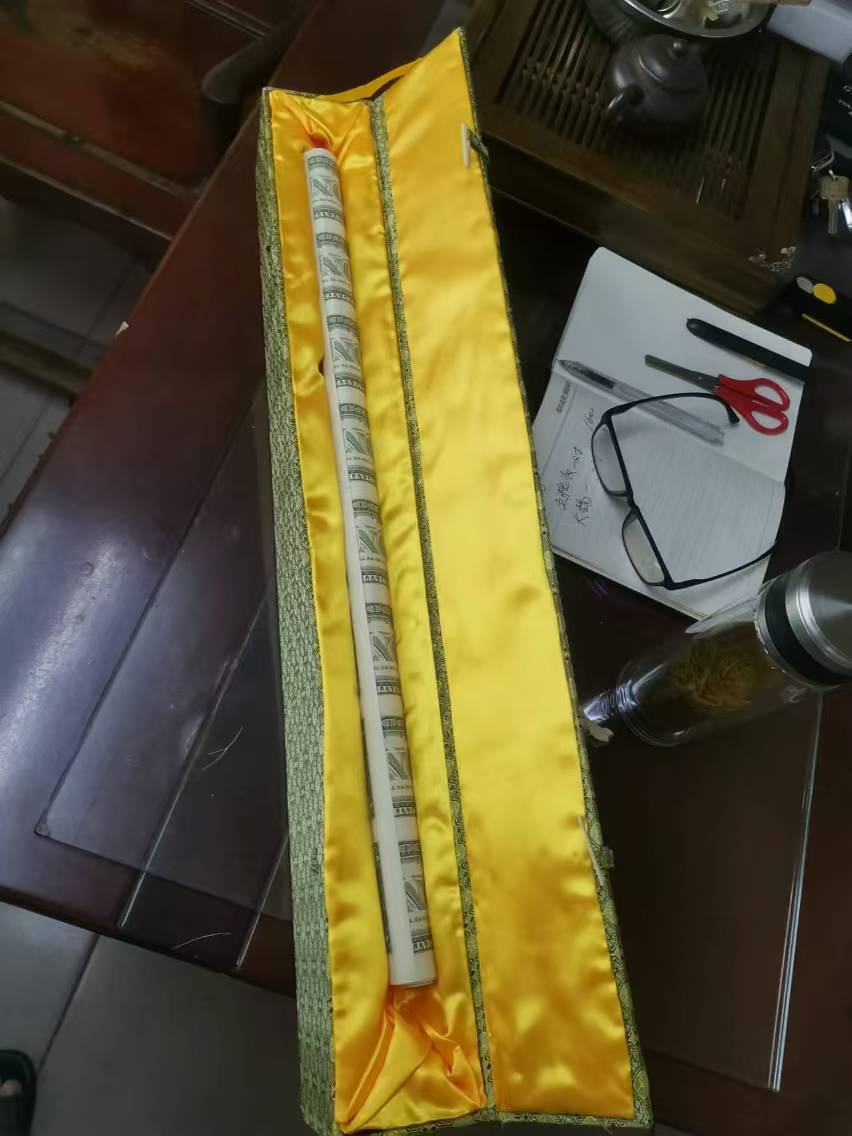 dvubb 图片点击可在新窗口打开查看