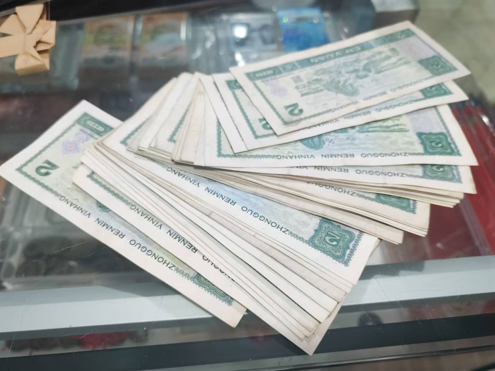 dvubb 图片点击可在新窗口打开查看