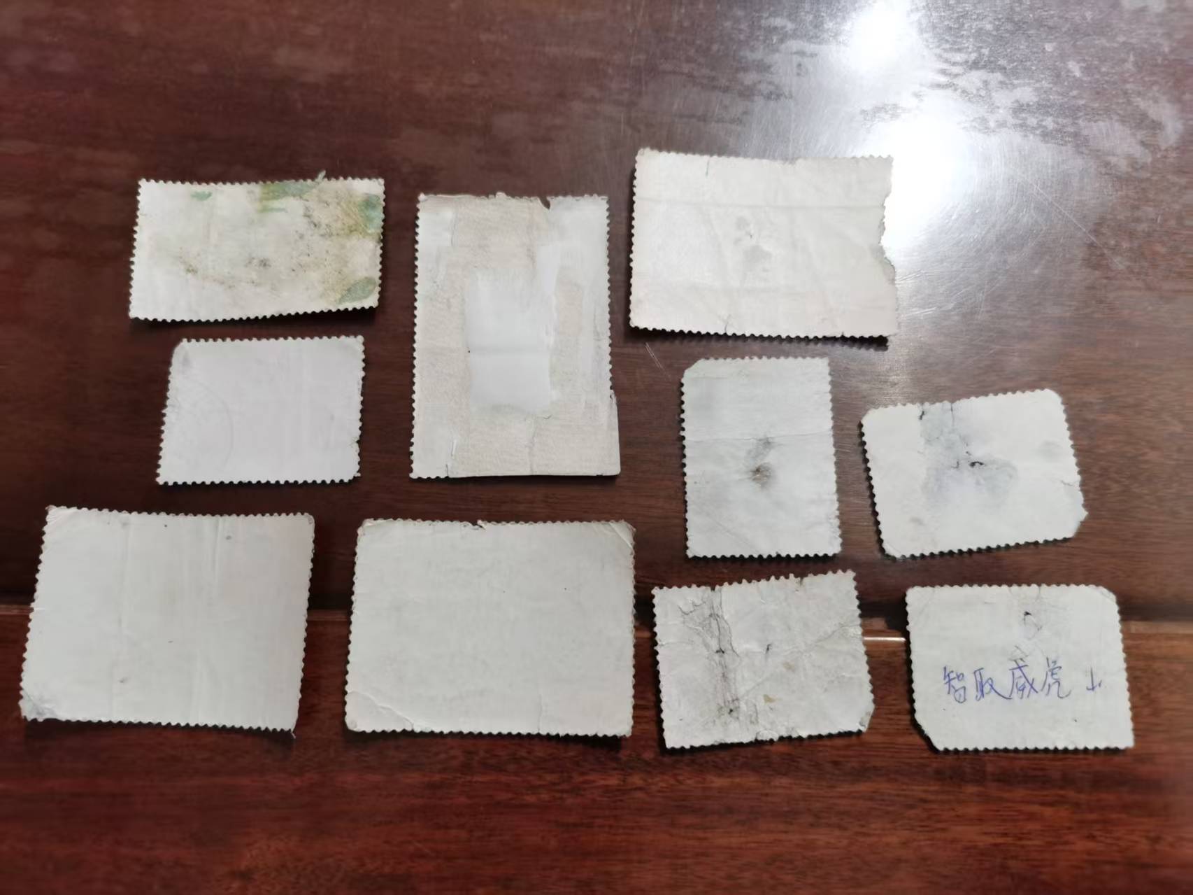 dvubb 图片点击可在新窗口打开查看