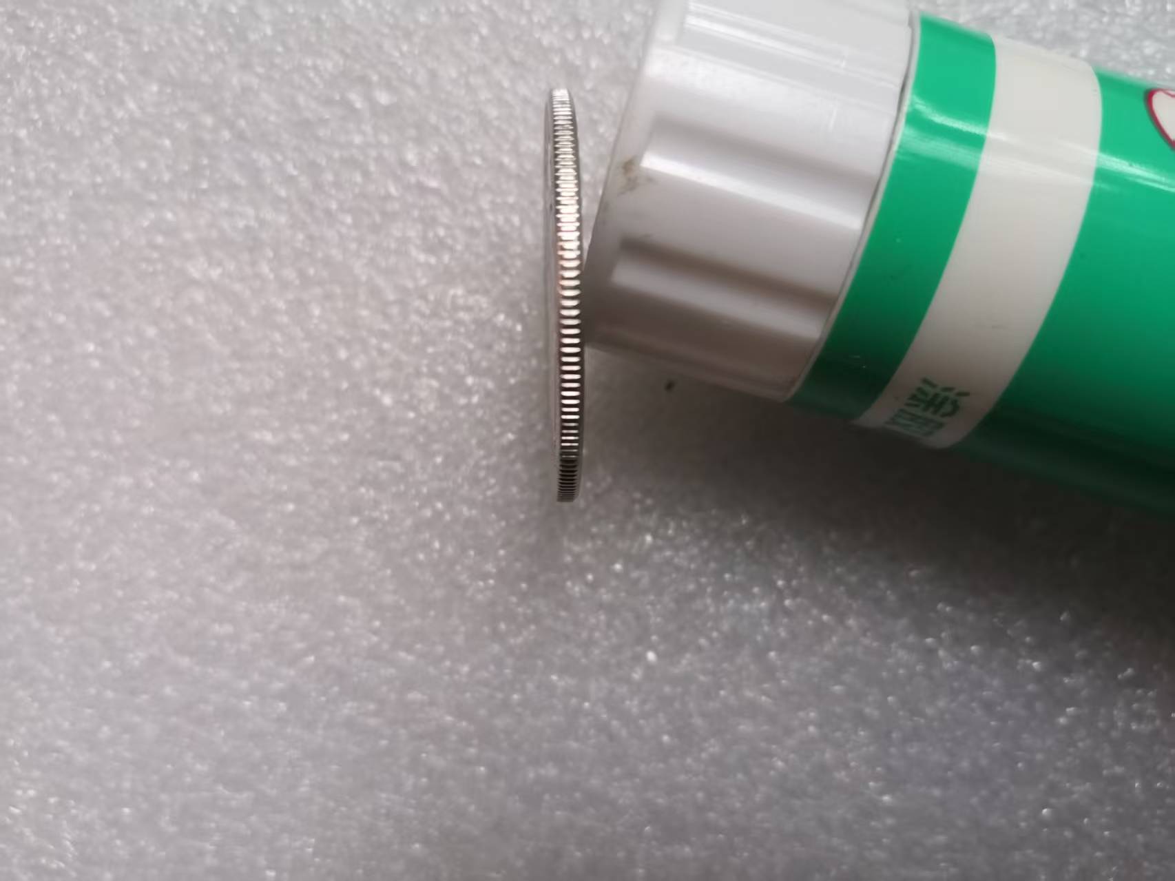 dvubb 图片点击可在新窗口打开查看