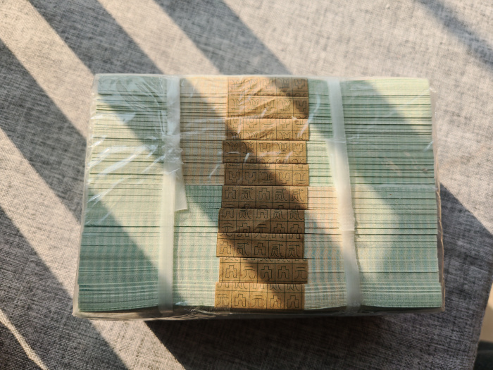 dvubb 图片点击可在新窗口打开查看