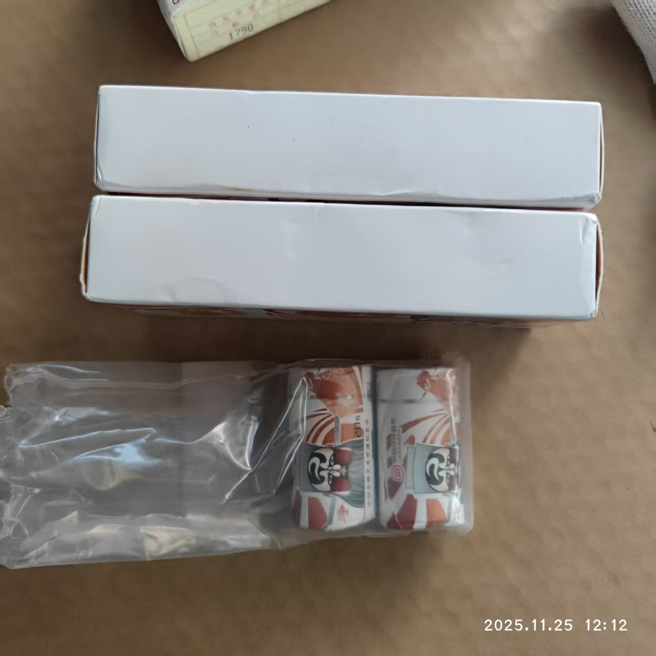 dvubb 图片点击可在新窗口打开查看