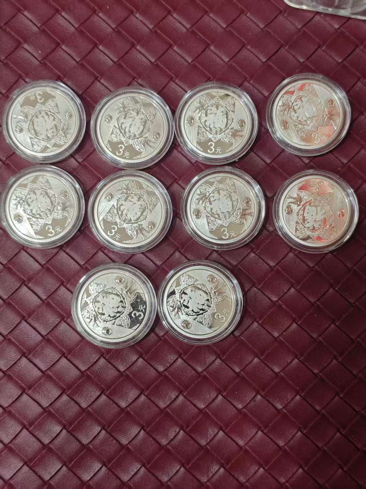 dvubb 图片点击可在新窗口打开查看