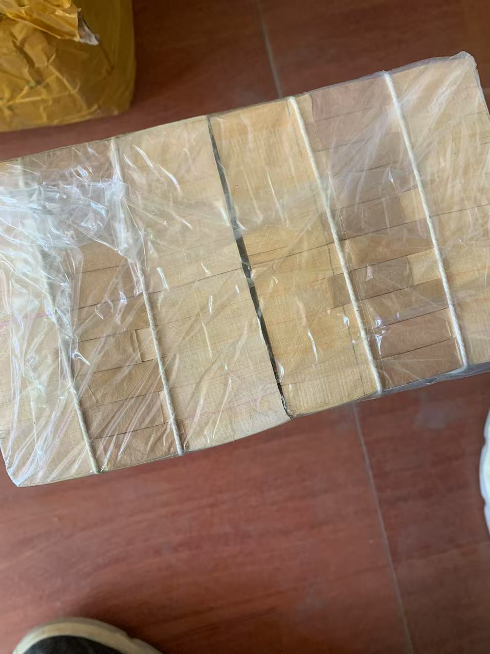 dvubb 图片点击可在新窗口打开查看