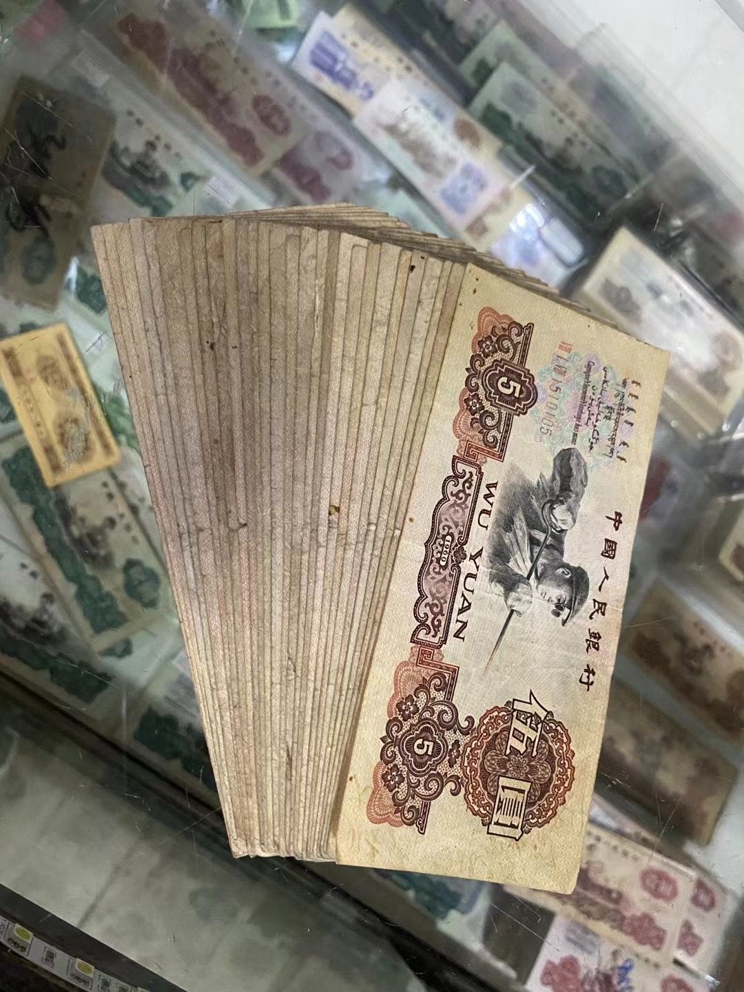 dvubb 图片点击可在新窗口打开查看